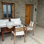Andros Escape * Korthio