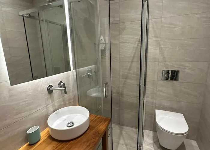 Andros Escape Korthio